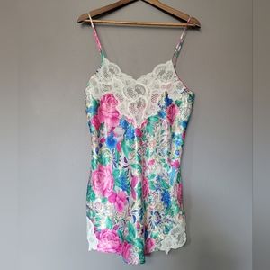 Victoria's Secret Vintage Floral Nightgown Chemise Lace Womens Size L